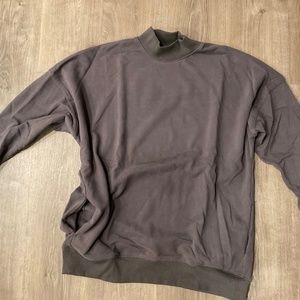 Vici crewneck thick mock neck tunic with pockets